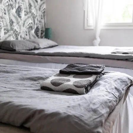 Iris, Nagu Huvilat *